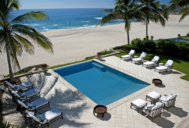 Palmilla Beachfront Home