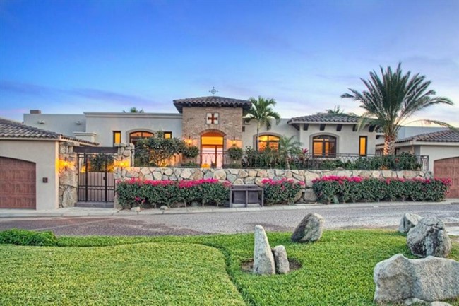 Newly Built 3-Bedroom Home, Ocean views,  pool, garage. Cabo San Lucas