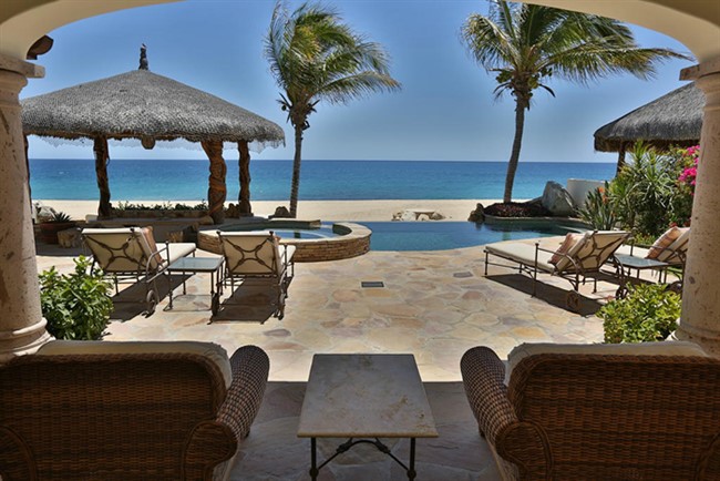 4 Bedroom Beachfront Home For Sale in Cabo Mexico