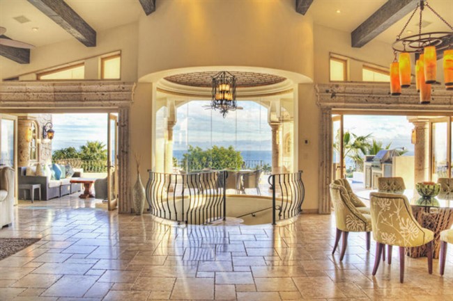 Price Reduced by Half Million USD. 5 Bedroom Luxury Home, Cabo San Luc