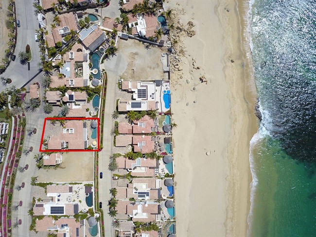 Vacation Home Second Row From the Beach in San Jose del Cabo