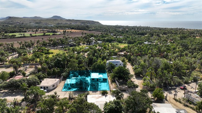 Casa Martha: Traditional Mexican Home Todos Santos 1/4 Acre Lot