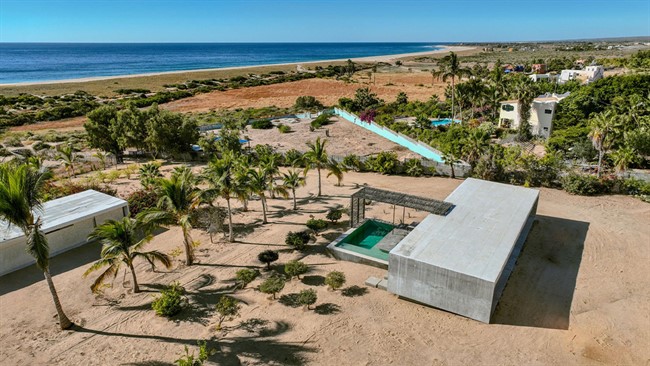 Casa Gracia: A Timeless Gem Overlooking Todos Santos