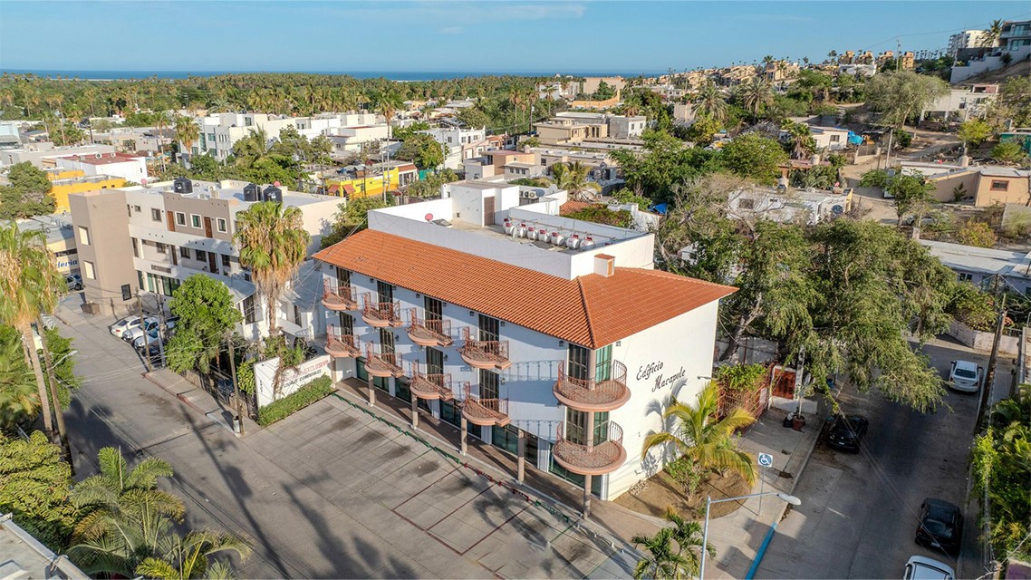 Prime Investment in Downtown San José del Cabo: Edificio Macapule