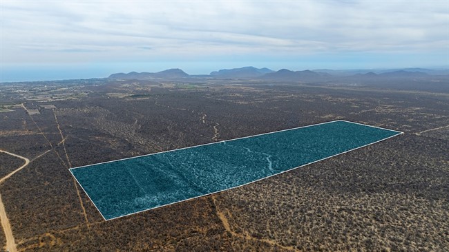 Expansive Land Parcel For Sale in Pescadero for Visionary Development