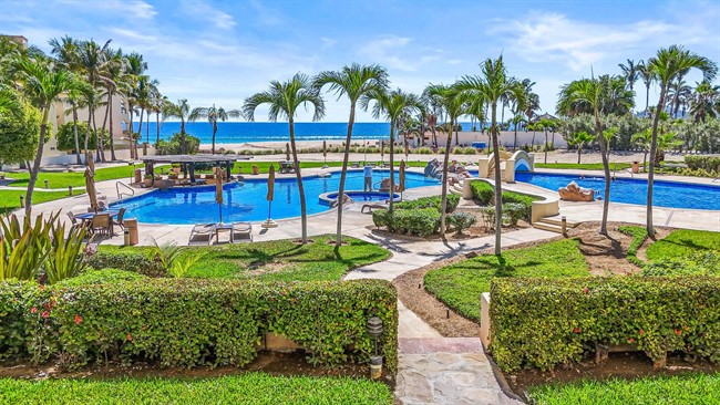 Las Mañanitas 2-Bedroom Beachfront Condo – San José del Cabo