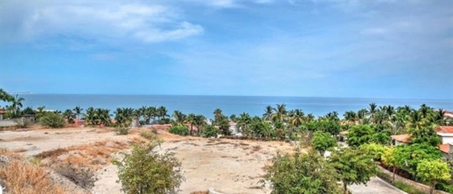 Caleta Loma 87: Ocean View Lot in Palmilla