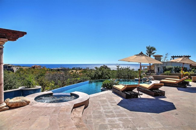 Fundadores Lots For Sale