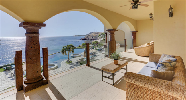 Beachfront With Surf Views